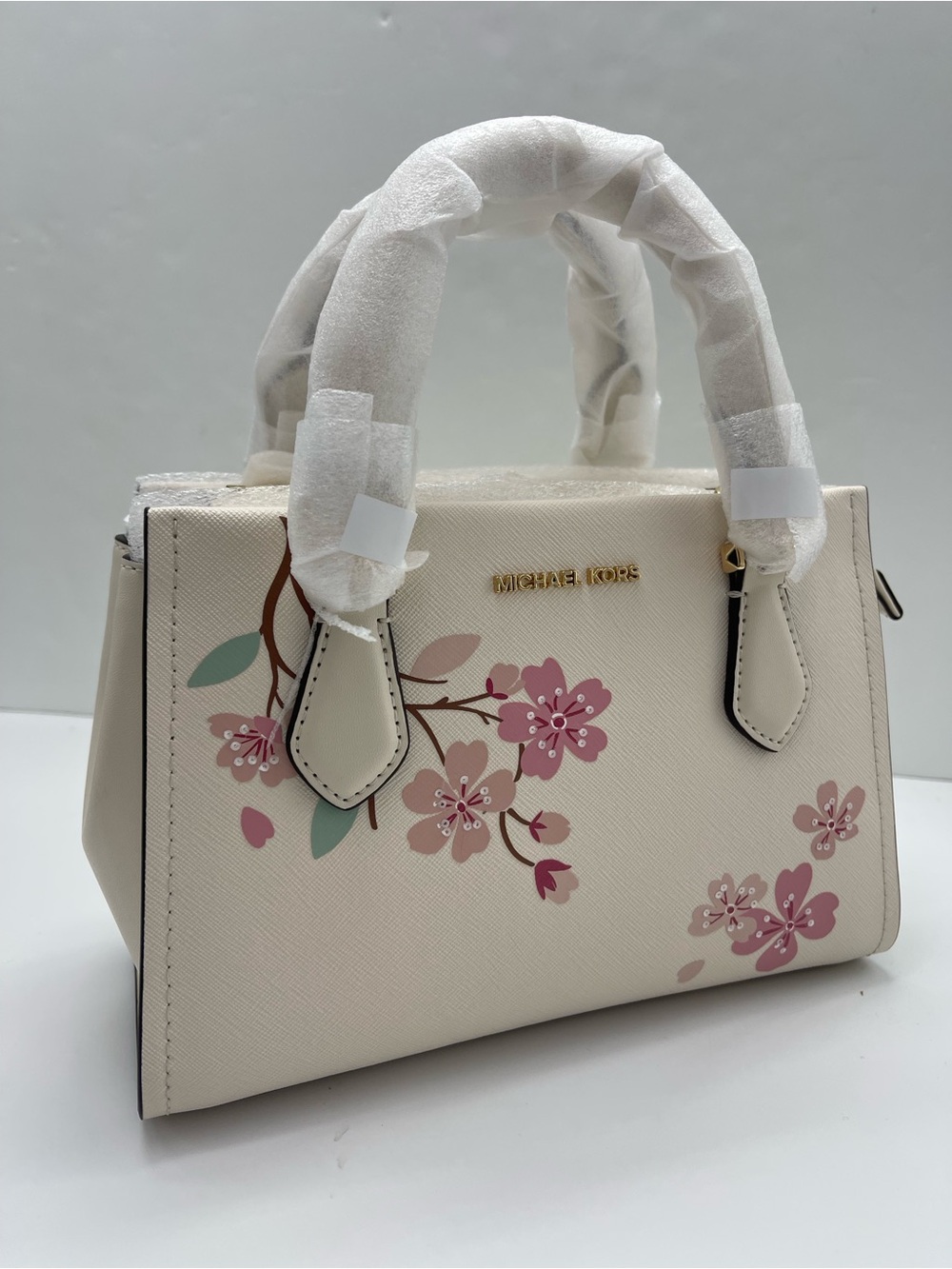 MICHAEL KORS Marilyn Sma Embellished Satchel Crossbody Messenger
Lt Cream
NWT - Picture 1 of 16